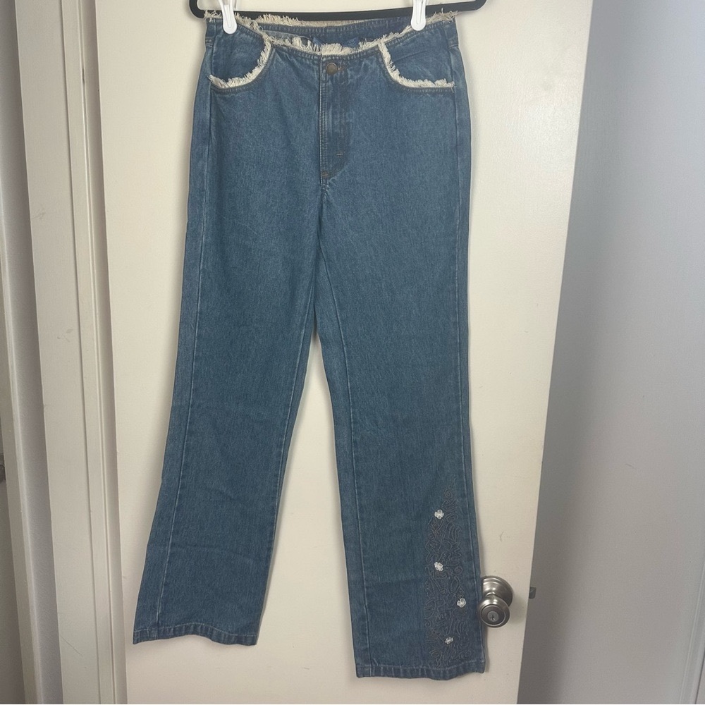 Wrangler Vintage Y2K Frayed Waist/Pockets Embroidered Floral Leg jeans‎ NWT 4X32